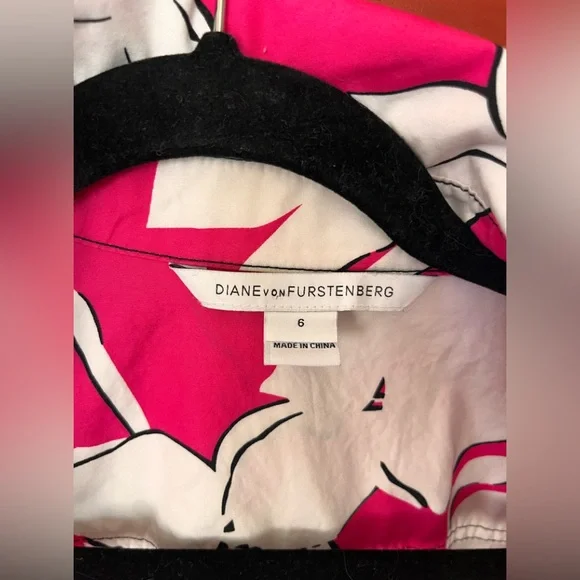 Diane Von Furstenberg Pink and white Floral Wrap Dress- beautiful! - Picture 4 of 10